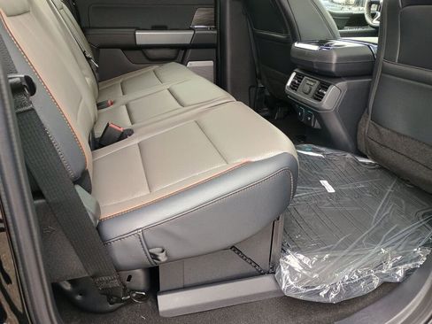 New 2025 Ford F150 Lariat w/ Equipment Group 502A High image 18