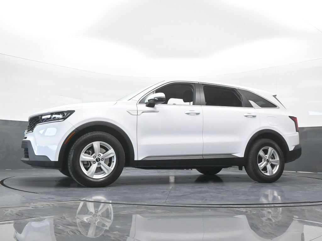 Used 2023 Kia Sorento LX FWD image 54