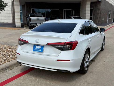 Used 2023 Honda Civic LX image 5