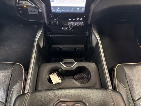 Used 2022 RAM 3500 Laramie image 20