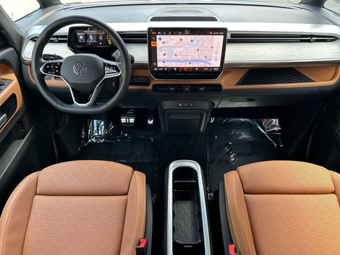 New 2025 Volkswagen ID. Buzz Pro S RWD image 12