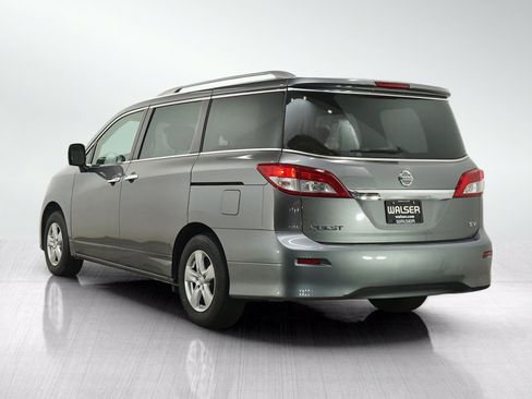 Used 2017 Nissan Quest SV FWD image 3