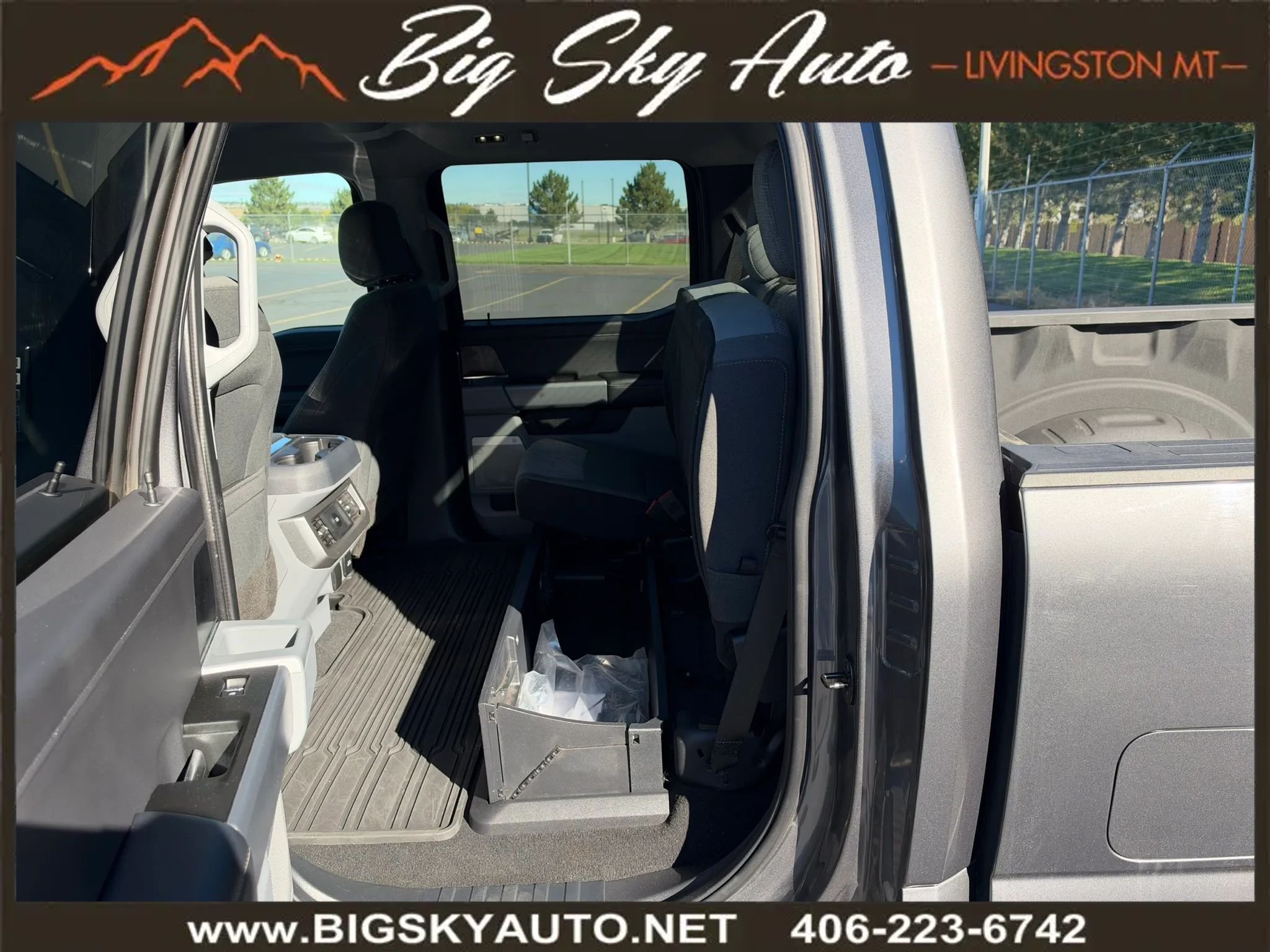 Used 2023 Ford F350 XLT w/ XLT Premium Package AWD/4WD image 19