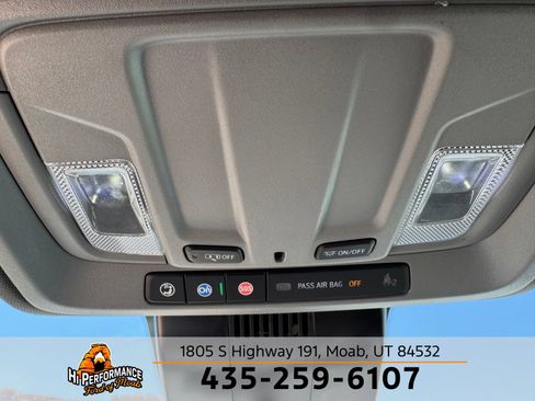 Used 2024 Chevrolet Silverado 2500 LT AWD/4WD image 31