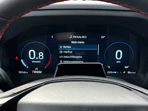 Used 2025 Ford Explorer ST image 30