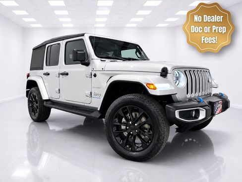 Used 2023 Jeep Wrangler Unlimited Sahara w/ Cold Weather Group AWD/4WD image 1
