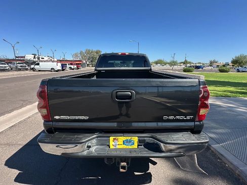Used 2003 Chevrolet Silverado 2500 LS w/ Snow Plow Prep Package AWD/4WD image 3