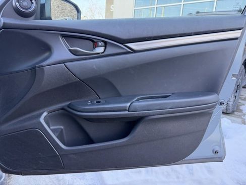 Used 2020 Honda Civic Sport image 38