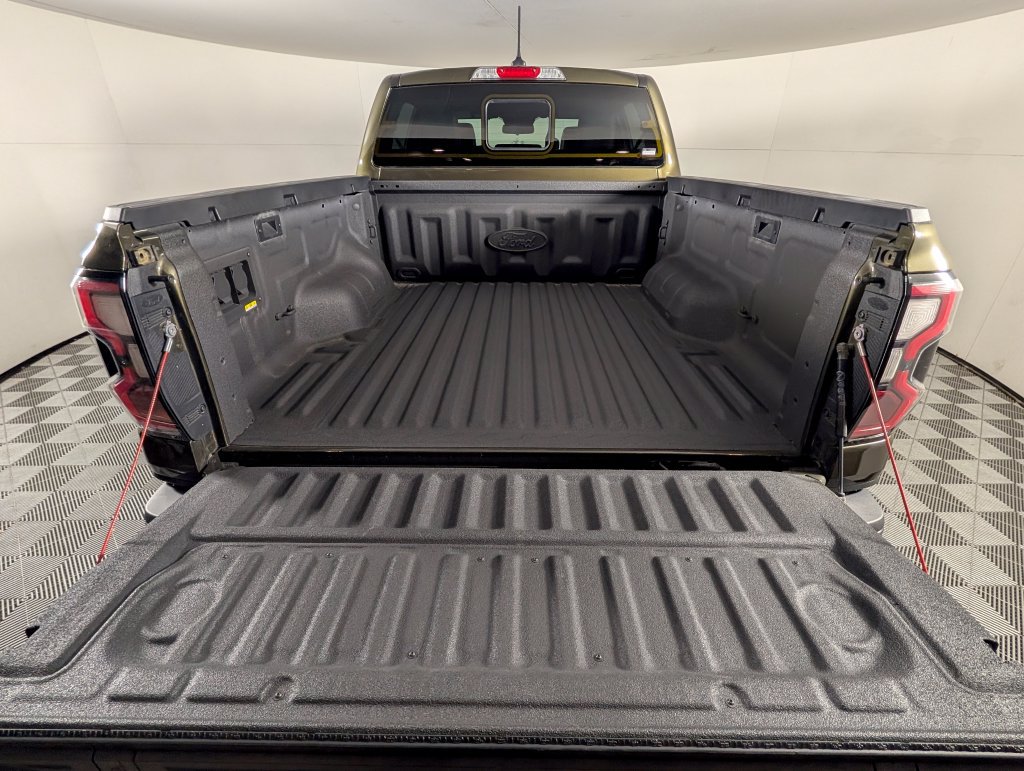 Used 2024 Ford Ranger Raptor AWD/4WD image 17