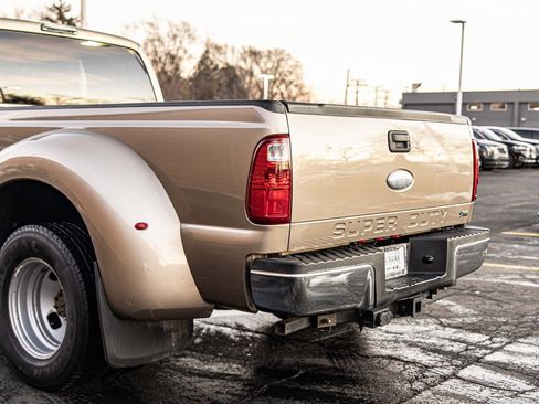 Used 2011 Ford F350 XLT w/ Camper Pkg image 14