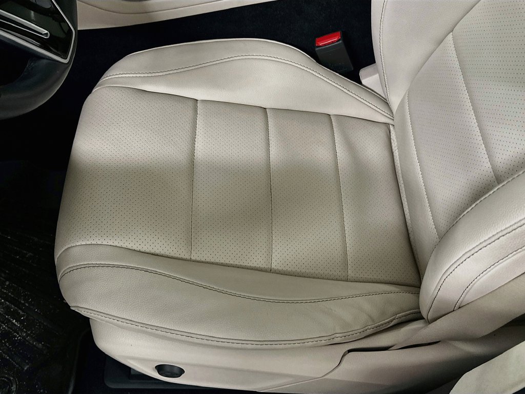 Certified 2024 Mercedes-Benz GLE 450 4MATIC image 21
