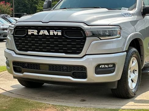 Used 2025 RAM 1500 Big Horn AWD/4WD image 10