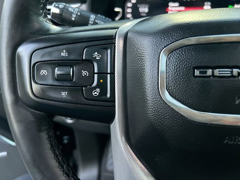 Used 2023 GMC Yukon XL Denali image 20