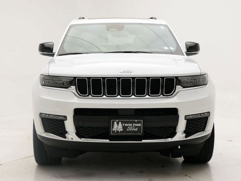 Used 2023 Jeep Grand Cherokee L Limited AWD/4WD image 4