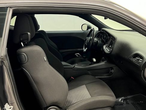 Used 2023 Dodge Challenger GT RWD image 33