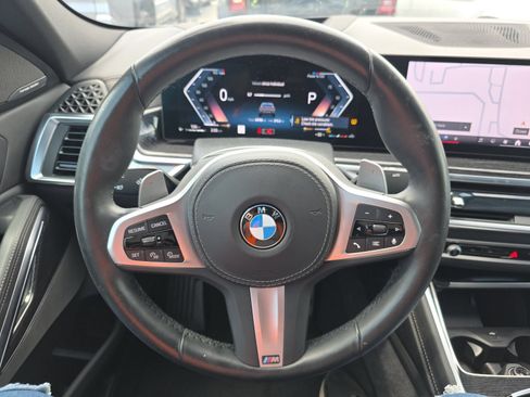 Used 2025 BMW X6 xDrive40i AWD/4WD image 4