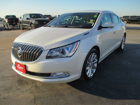 Used 2014 Buick LaCrosse Leather w/ Driver Confidence Package image 8