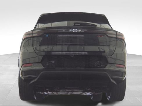 Used 2024 Chevrolet Equinox EV RS image 8