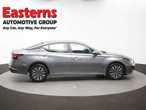 Used 2023 Nissan Altima 2.5 SV AWD/4WD image 44