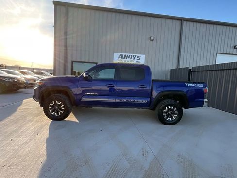 Used 2023 Toyota Tacoma TRD Off-Road image 6