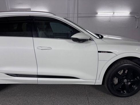 Used 2019 Audi e-tron Premium Plus w/ Cold Weather Package AWD/4WD image 4