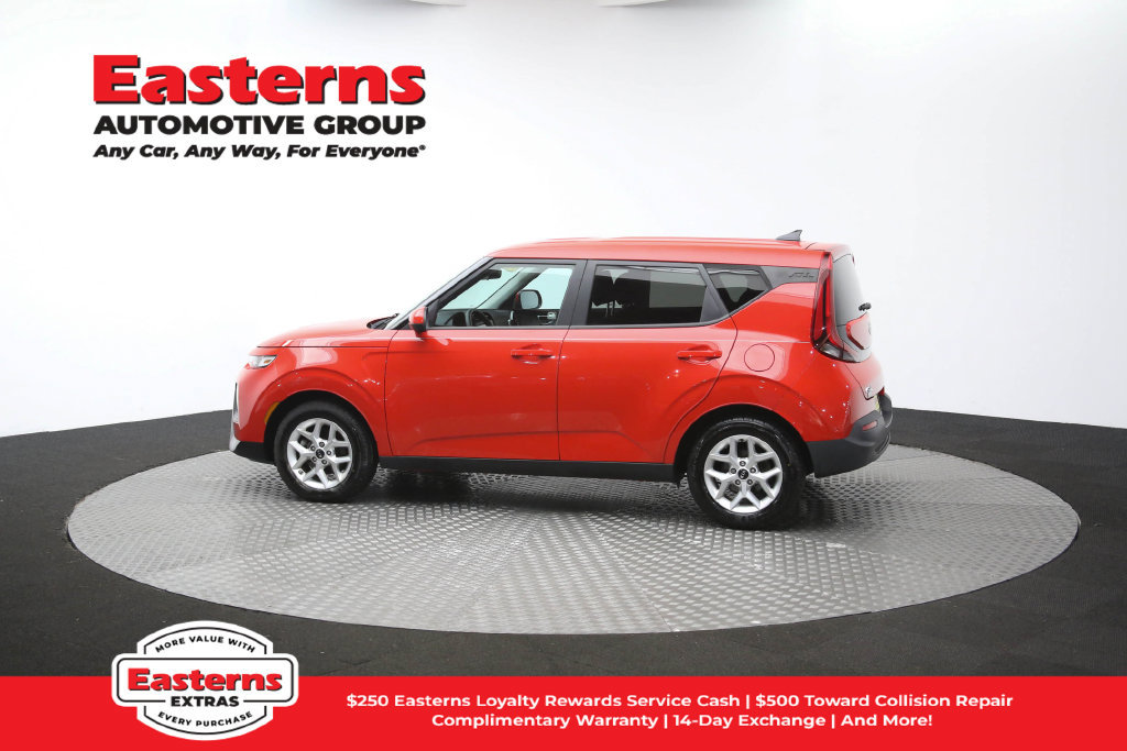 Used 2020 Kia Soul S FWD image 60