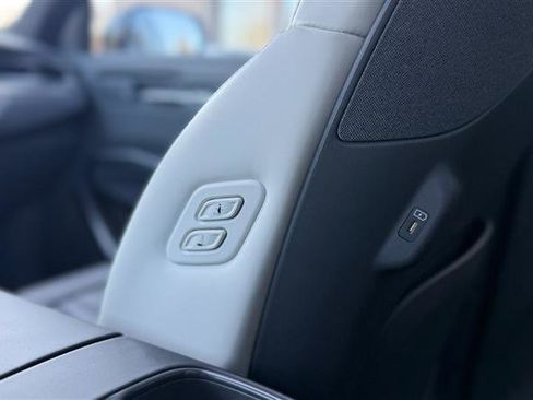 Used 2024 Kia EV9 GT-Line image 25