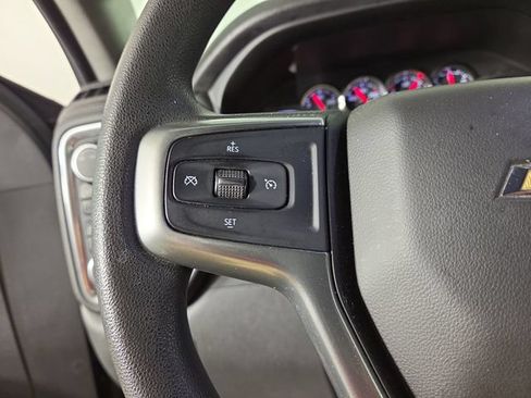 Used 2020 Chevrolet Silverado 1500 LT w/ LT Value Package AWD/4WD image 22