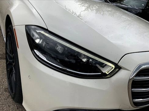 Used 2022 Mercedes-Benz S 580 4MATIC Sedan image 32