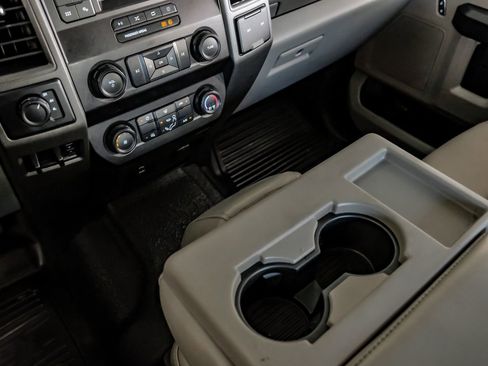 Used 2021 Ford F550 4x4 Crew Cab Super Duty w/ Power Equipment Group image 21