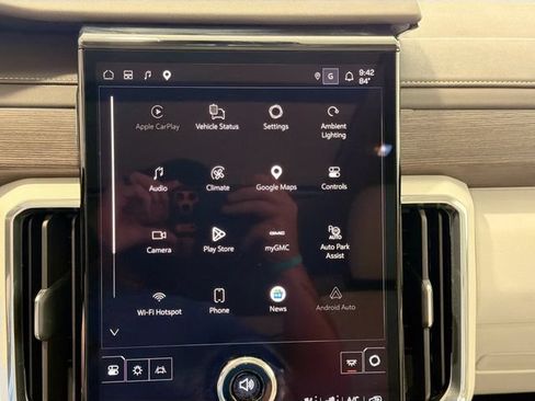 Certified 2025 GMC Acadia Denali w/ Super Cruise Package AWD/4WD image 16