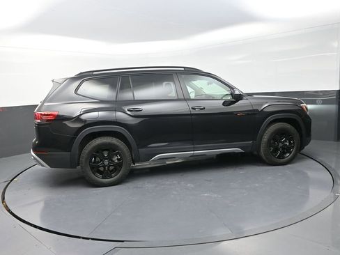 New 2026 Volkswagen Atlas Peak Edition AWD/4WD image 11