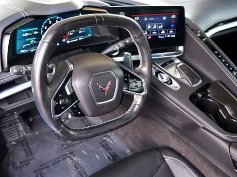 Used 2023 Chevrolet Corvette Stingray Coupe w/ Z51 Performance Package image 10