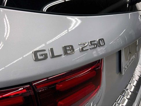 Used 2026 Mercedes-Benz GLB 250 image 15