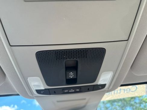 Used 2023 Honda CR-V EX-L image 37