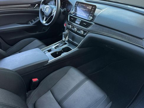 Certified 2020 Honda Accord EX image 31