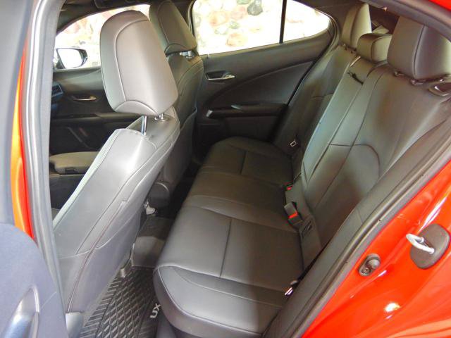 Used 2024 Lexus UX 250h w/ Luxury Package AWD/4WD image 14
