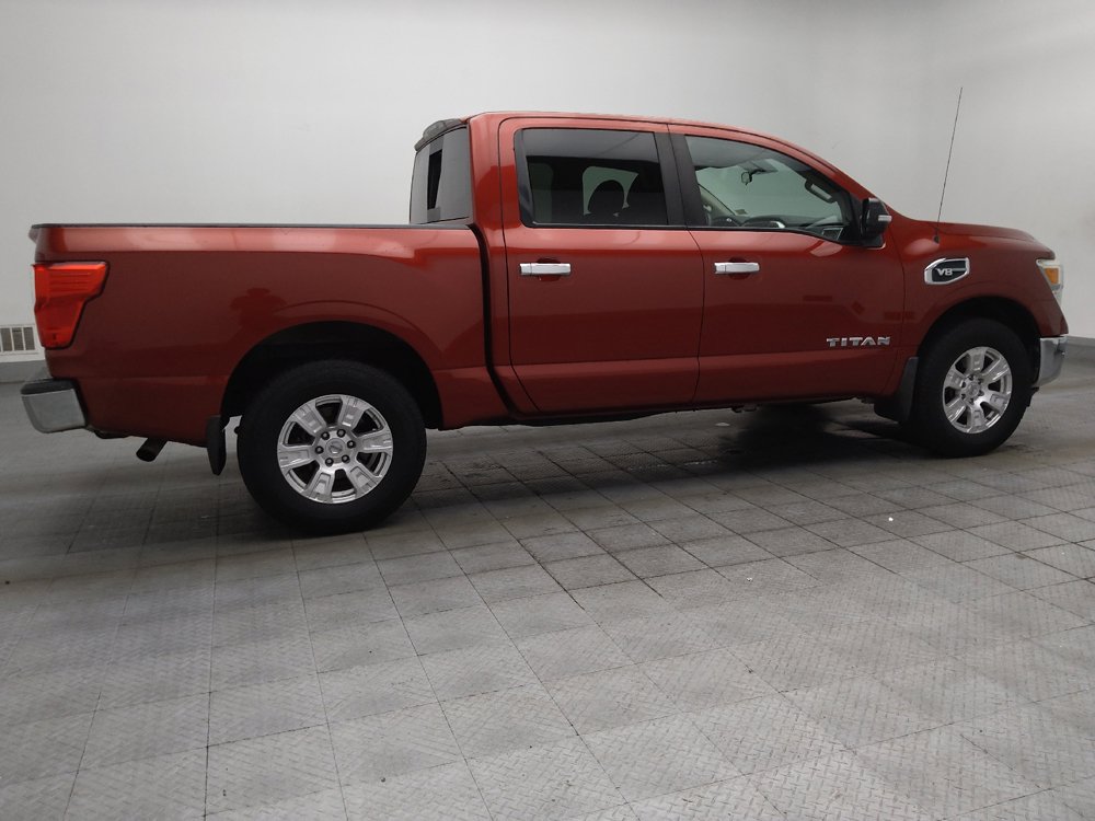 Used 2017 Nissan Titan SV AWD/4WD image 10
