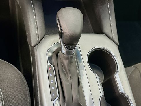 Used 2025 Chevrolet Blazer LT AWD/4WD image 24