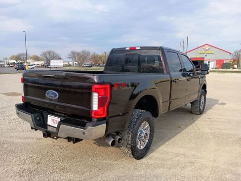Used 2019 Ford F350 Lariat w/ Lariat Ultimate Package image 6