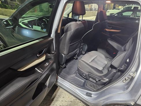 Used 2021 Subaru Ascent Premium w/ Sport Package image 19