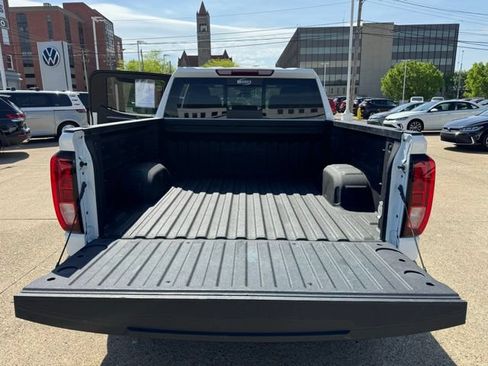 Used 2024 GMC Sierra 1500 Elevation w/ Elevation Premium Package AWD/4WD image 10