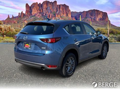 Used 2017 MAZDA CX-5 Touring image 8
