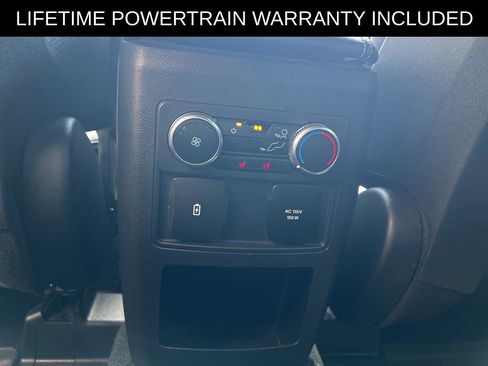 Used 2020 Ford Explorer Limited w/ Class III Trailer Tow Package AWD/4WD image 12