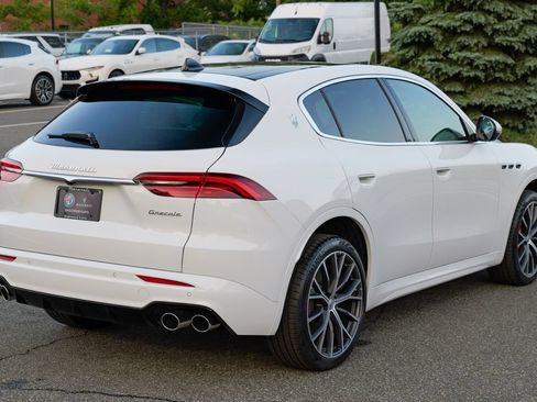 Used 2025 Maserati Grecale GT AWD/4WD image 7