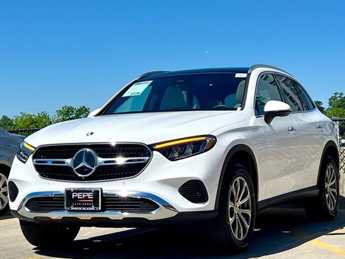Certified 2023 Mercedes-Benz GLC 300 4MATIC image 4