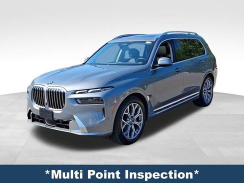 Used 2024 BMW X7 xDrive40i image 4