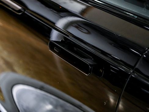 Used 2024 Land Rover Range Rover Velar Dynamic SE image 41