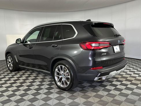 Used 2023 BMW X5 xDrive40i w/ Parking Assistance Package AWD/4WD image 22