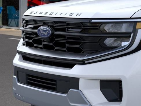 New 2026 Ford Expedition Max Platinum w/ Platinum Ultimate Package AWD/4WD image 17